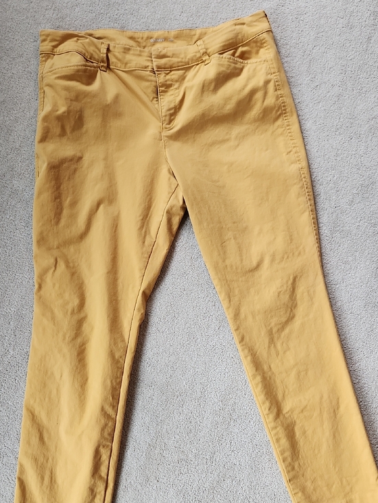 Old Navy Pants - Old Navy Pixie Chinos Yellow - 12